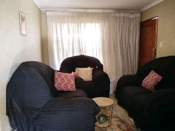 2 Bedroom Property for Sale in Mabopane Unit X North West